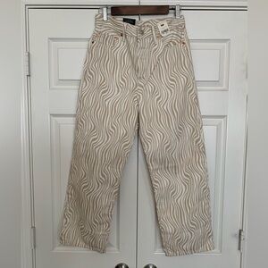 NWT Levi's Ribcage Straight Ankle Multicolor Wavy Printed Jean Size 28 x 27